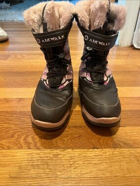 Airwalk Brown and Pink Faux-Fur Winter Boots